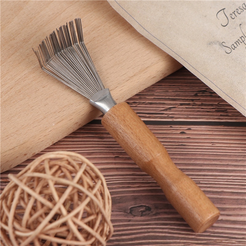 Eco-Friendly Wooden Comb Cleaner